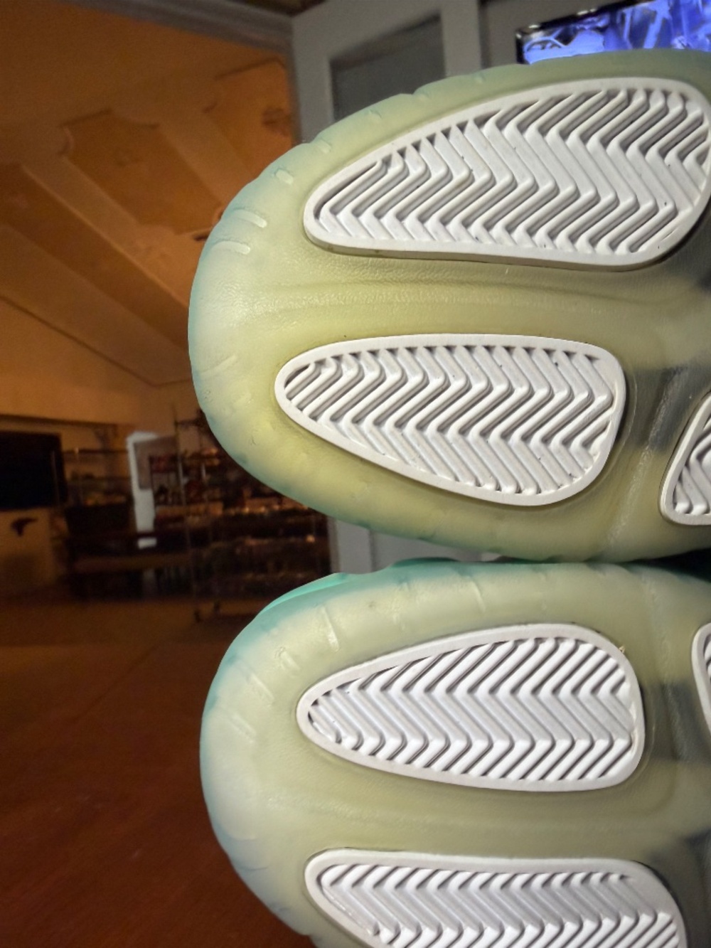 sneakers - Picture 11 of 11